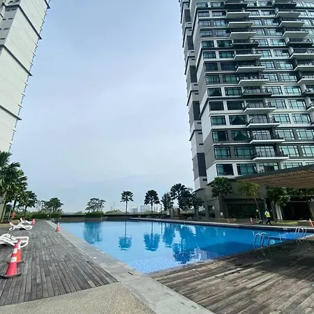 Vesta Homes Molek Regency With City View, Johor Bahru Exterior photo